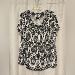 New Directions Woman blouse